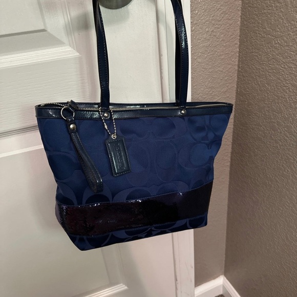 Coach F17574 Signature Tote Handbag Satin Purple Sequins Medium Blue - Picture 2 of 6